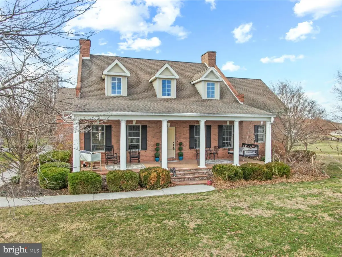 126 Heritage Knoll Ln, Summit Point, WV 25446 - #1