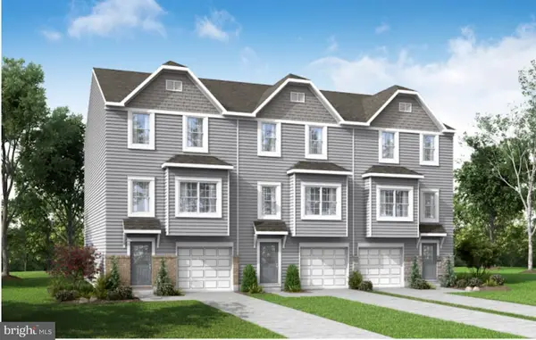 267 Huntwellwest Ave, RANSON, WV 25438