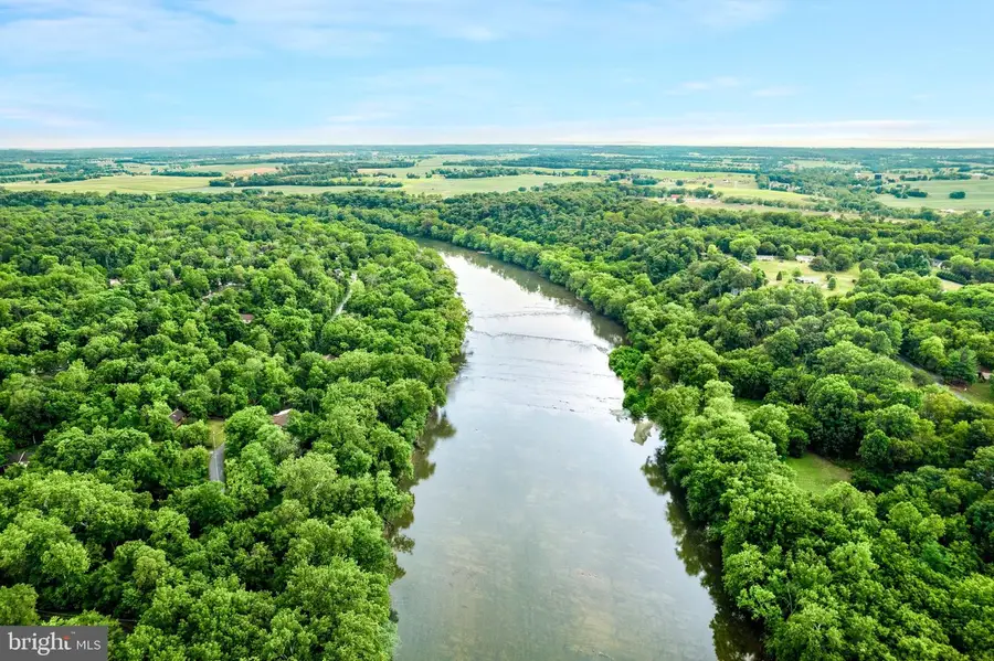 362 Dawn Ln, Harpers Ferry, WV 25425 - #2