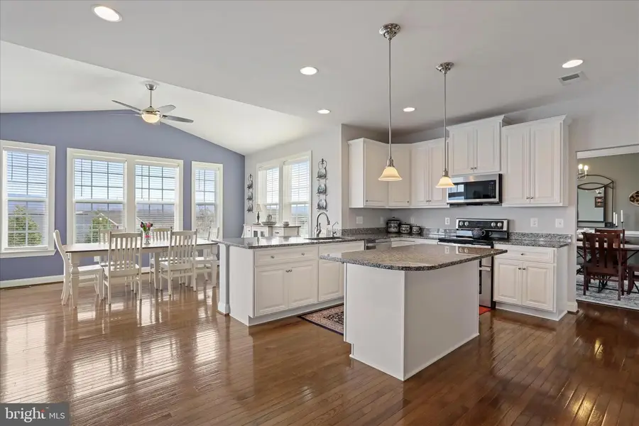 181 Lookout Mountain Ct, Harpers Ferry, WV 25425 - #2