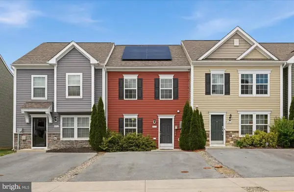 572 Thumper Dr, RANSON, WV 25438