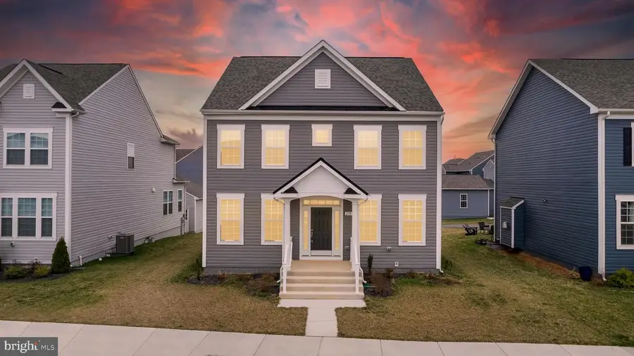 290 Newbury St, Charles Town, WV 25414 - #3