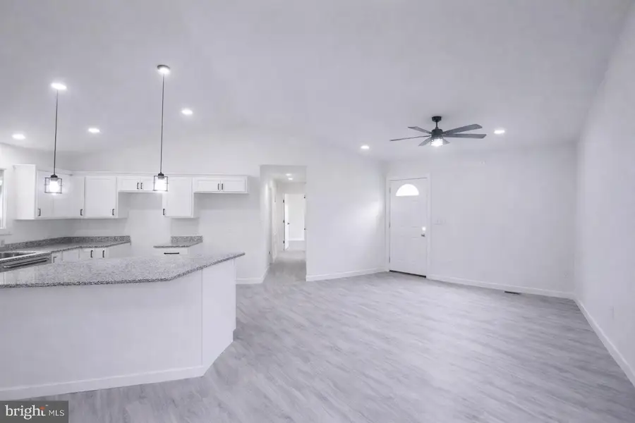 300 E. 11th Ave, Ranson, WV 25438 - #3