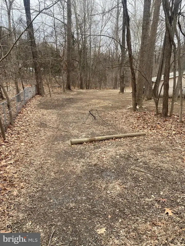 Estes Way, HARPERS FERRY, WV 25425