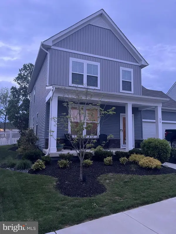 33 National St, RANSON, WV 25438