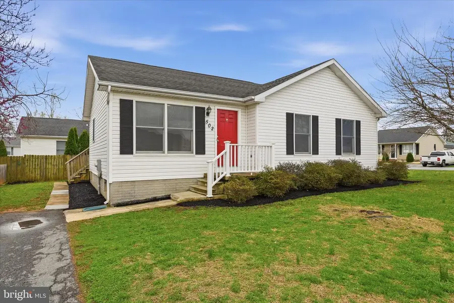 502 E 6th Ave, Ranson, WV 25438 - #3