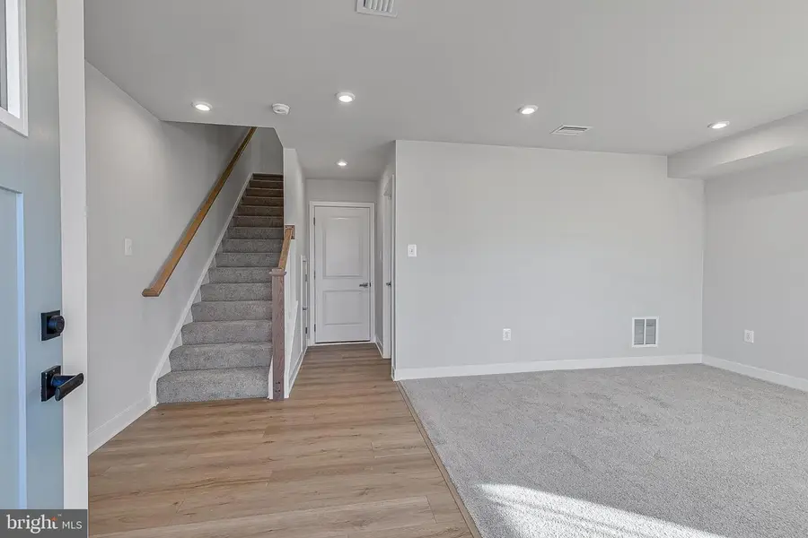 1209 Oasis Ave, Ranson, WV 25438 - #2