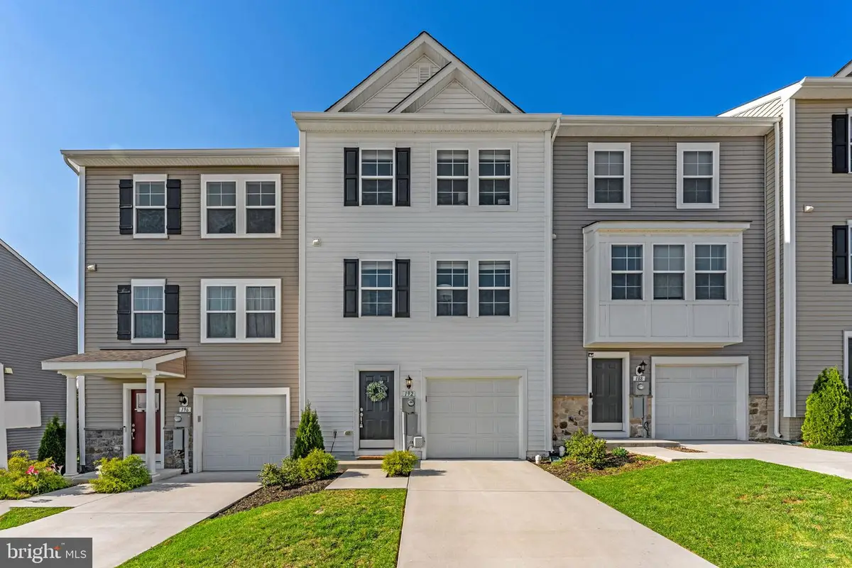 192 Tate Manor Dr, Charles Town, WV 25414 - #1