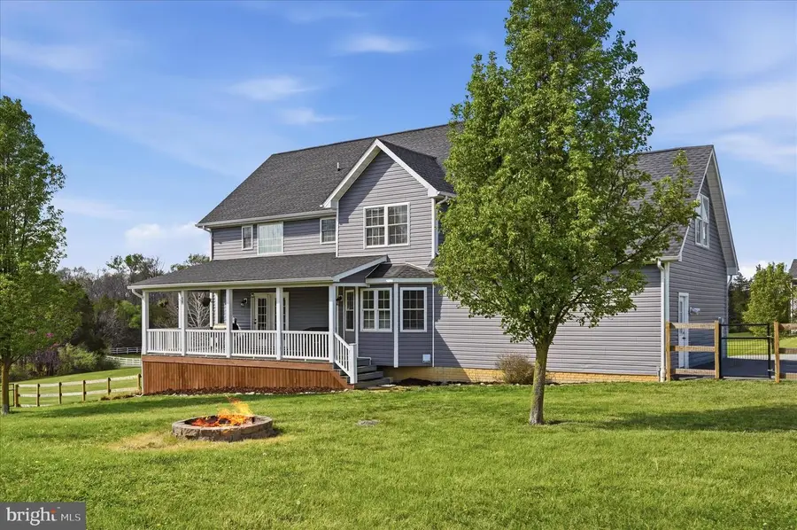 554 Cherry Hill Farm Dr, Kearneysville, WV 25430 - #2