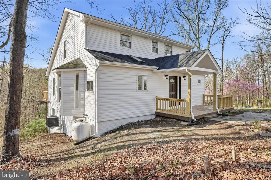 278 Red Bird Ln, Harpers Ferry, WV 25425 - #3