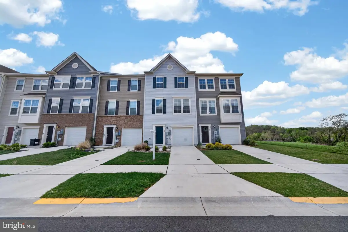 105 Extrovert Dr, Charles Town, WV 25414 - #1