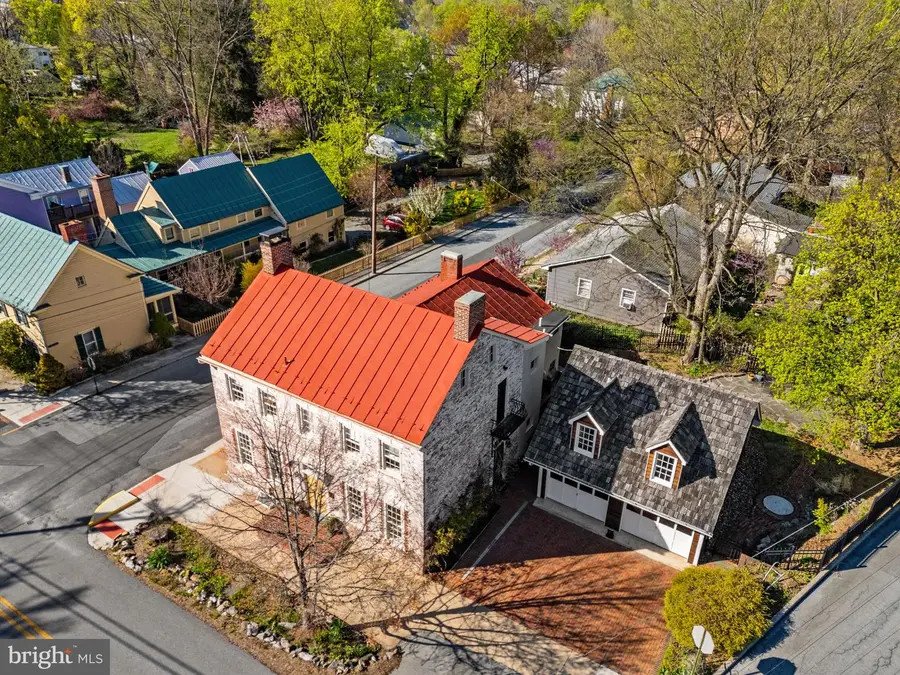 301 E German St, Shepherdstown, WV 25443 - #2