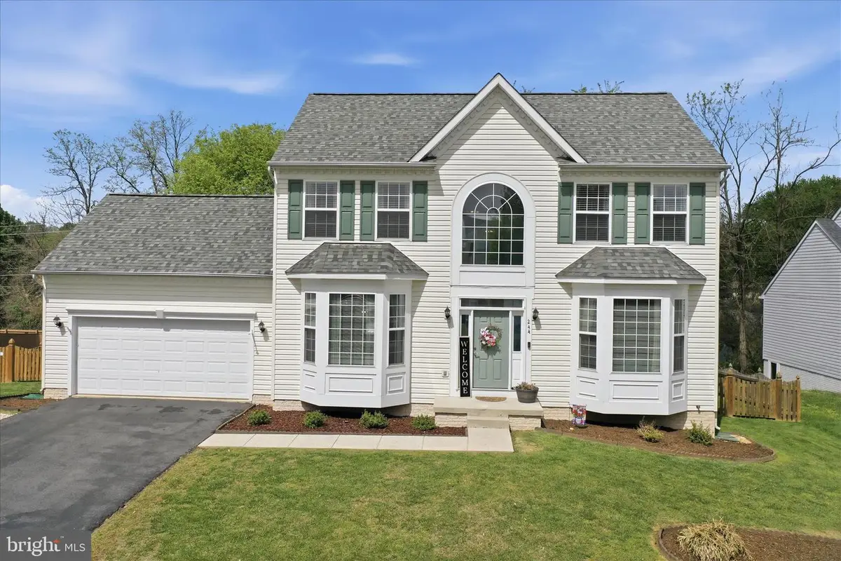 244 Kimberwicke Dr N, Charles Town, WV 25414 - #1