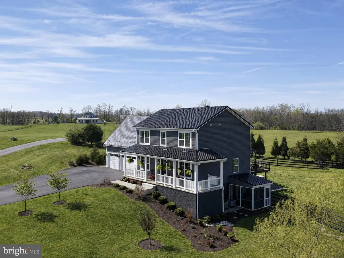 152 Twisted Oak Ln, Shepherdstown, WV 25443 - #1
