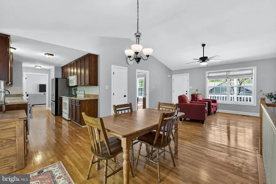 949 Wild Rose Ln, Harpers Ferry, WV 25425 - #2