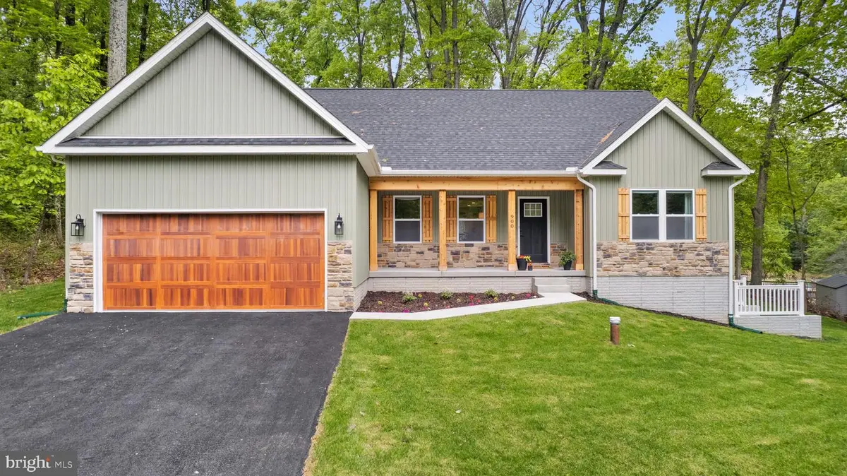 900 Bunny Ln, Harpers Ferry, WV 25425 - #1