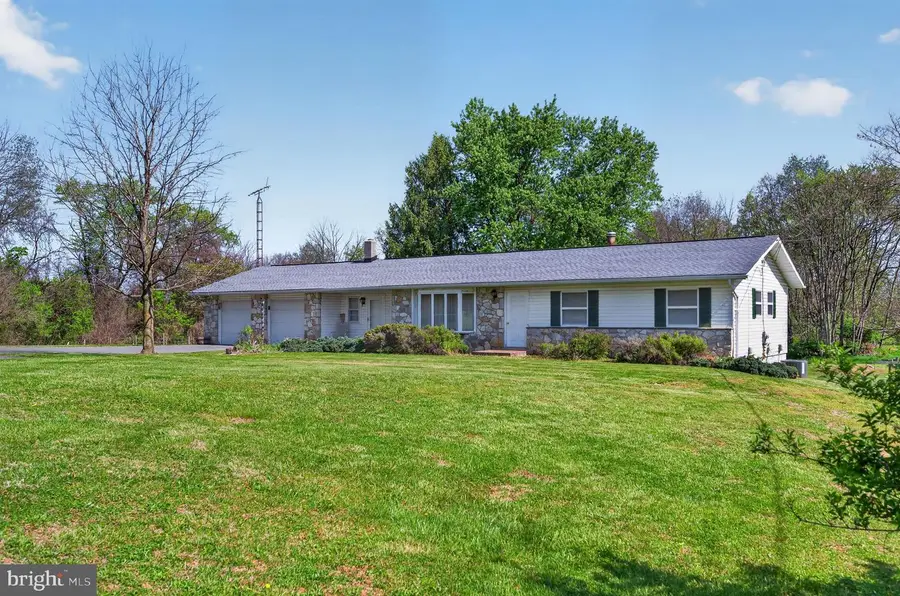 6679 Martinsburg Pike, Shepherdstown, WV 25443 - #2