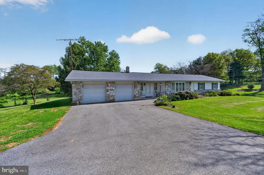 6679 Martinsburg Pike, Shepherdstown, WV 25443 - #3