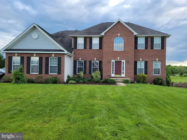 300 Spruce Hill Way, CHARLES TOWN, WV 25414