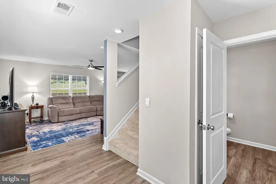 128 Centergate Dr, Charles Town, WV 25414 - #3