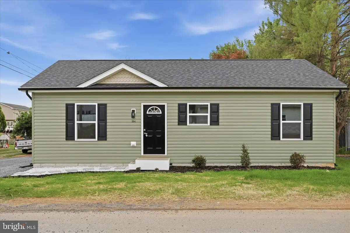 304 East 11th Ave, Ranson, WV 25438 - #1