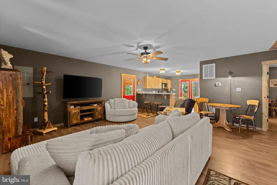 194 Black Bear Trl, Harpers Ferry, WV 25425 - #3