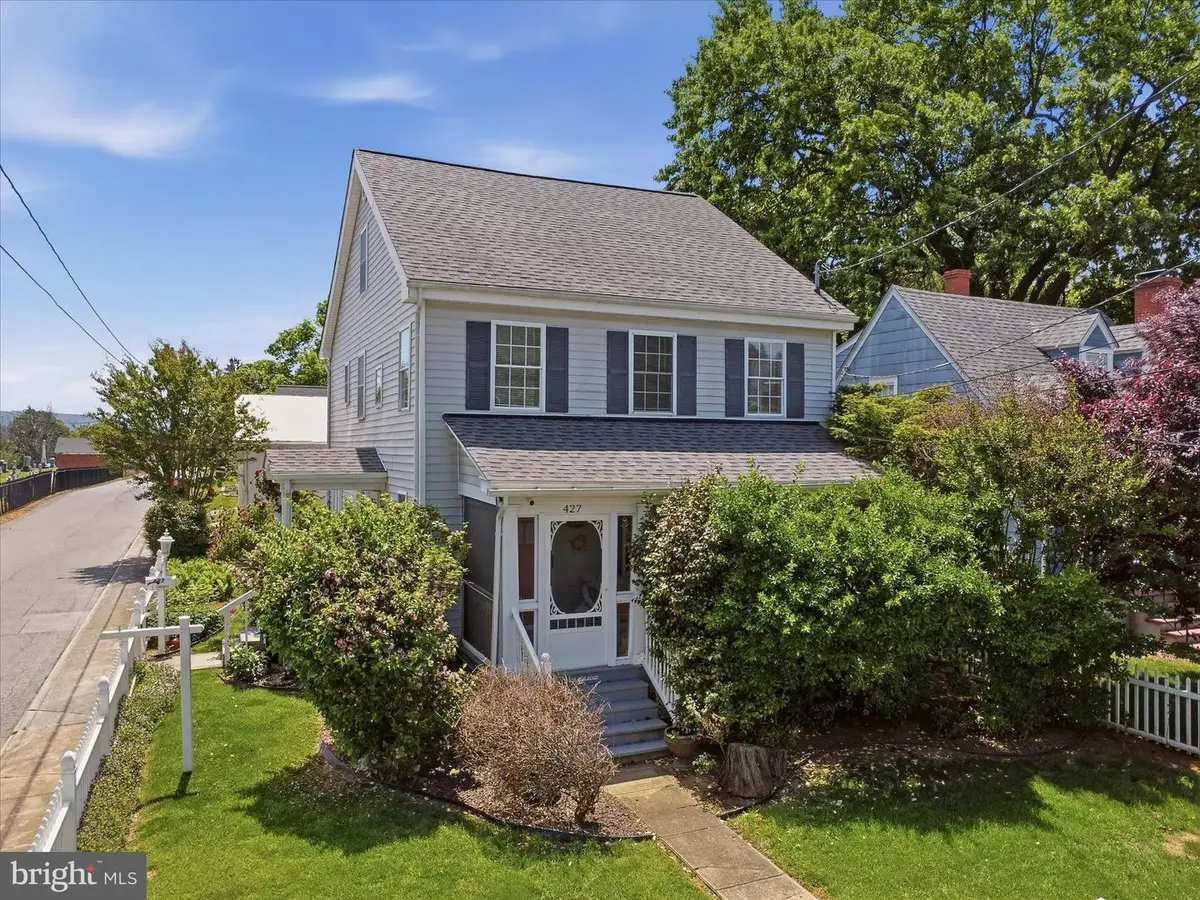 427 E Congress St, Charles Town, WV 25414 - #1