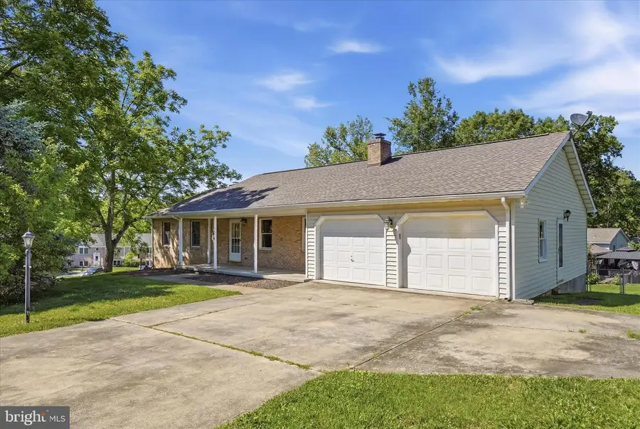 437 Tuscawilla Dr, Charles Town, WV 25414 - #3
