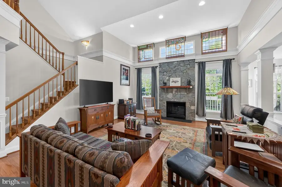 157 Louisa Beall Ln, Charles Town, WV 25414 - #2