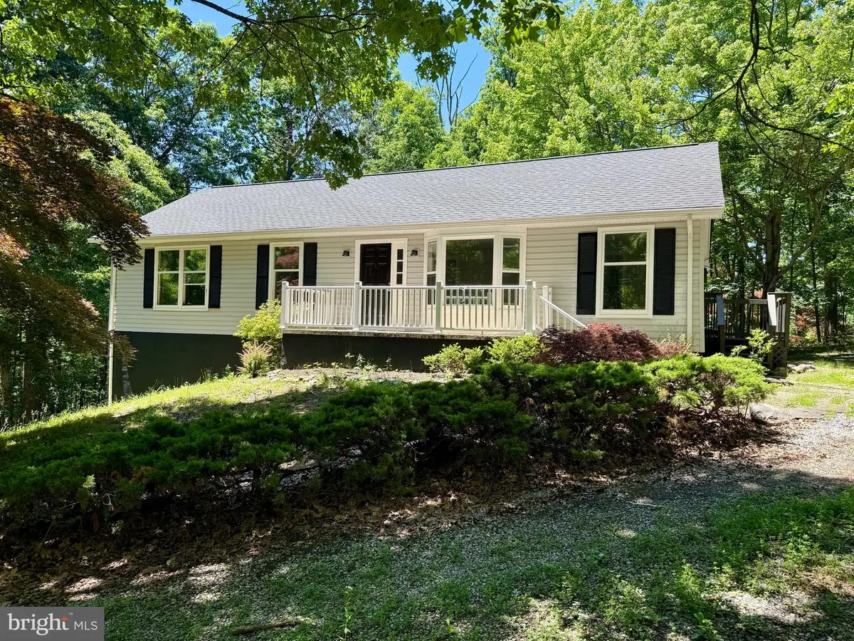 213 Harvey Rd, Harpers Ferry, WV 25425 - #1