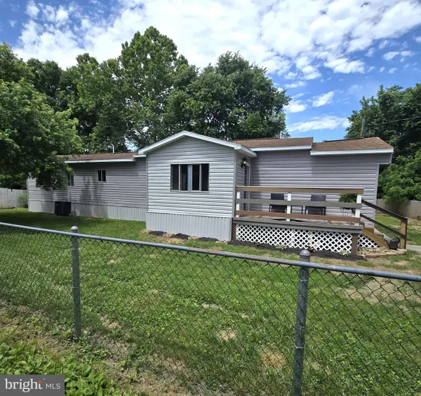 185 Hunt Dr, KEARNEYSVILLE, WV 25430