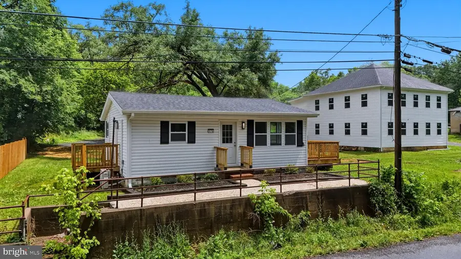 170 Kearneysville Pike, Kearneysville, WV 25430 - #2