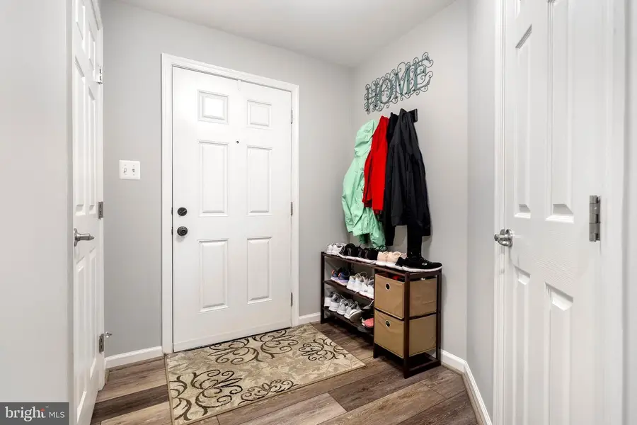 25 Don Quixote Dr, Charles Town, WV 25414 - #2