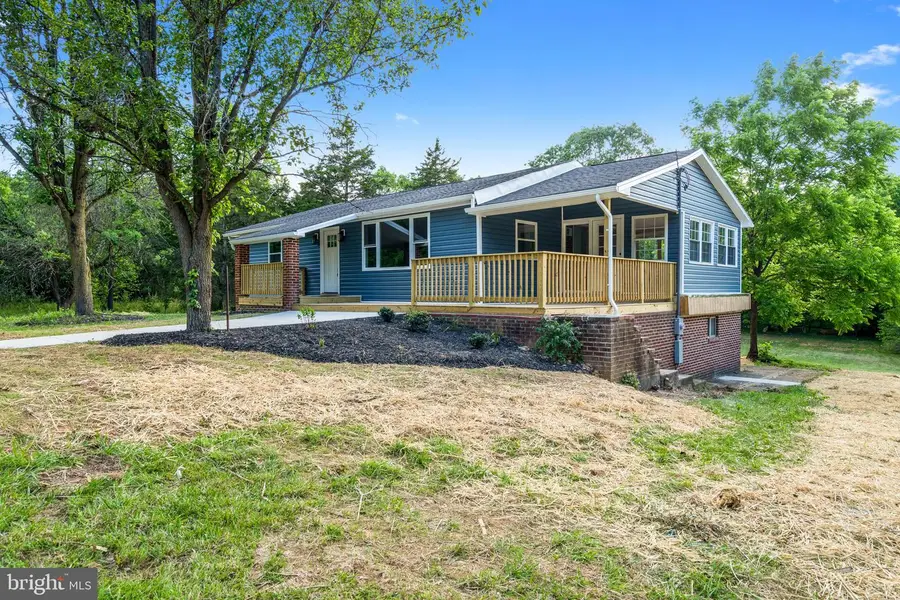 459 Forest View Dr, Kearneysville, WV 25430 - #2