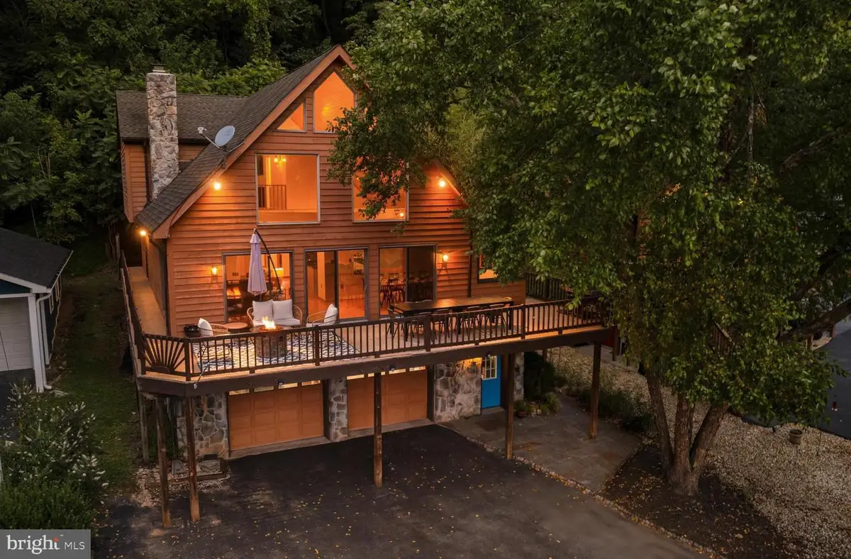 141 Mason Dr, Harpers Ferry, WV 25425 - #1
