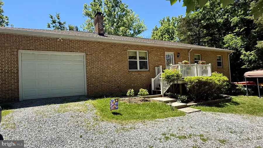 225 Mountain View Dr, Harpers Ferry, WV 25425 - #3