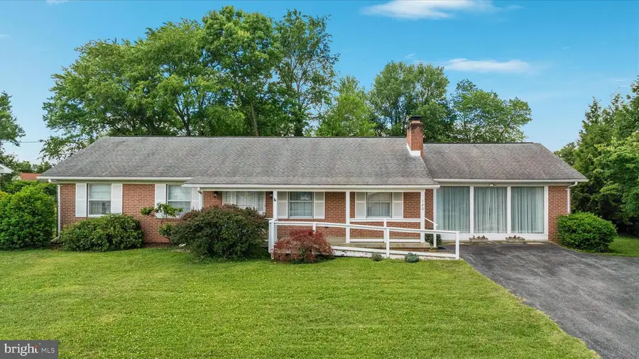 160 Old Martinsburg Rd, Shepherdstown, WV 25443 - #2
