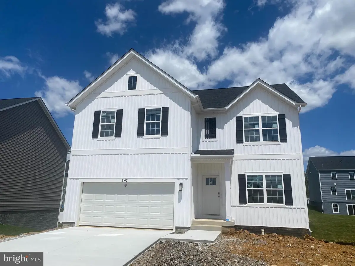 519 Buckeye Dr, Shenandoah Junction, WV 25442 - #1