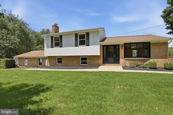 134 Pittsburg Ldg, CHARLES TOWN, WV 25414