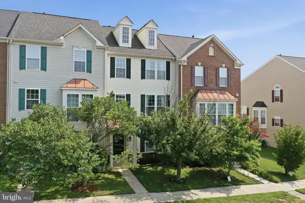 44 Deerbrook Dr, CHARLES TOWN, WV 25414