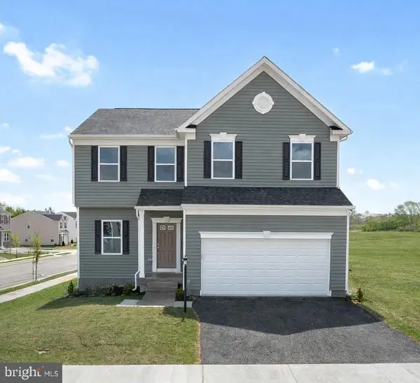 60 Freeman St, RANSON, WV 25438