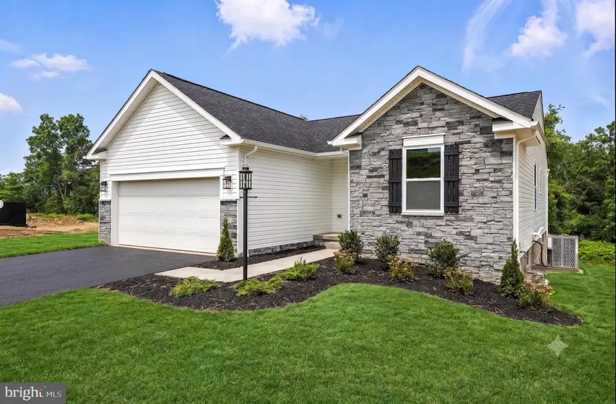 30 Thorton Ave, Ranson, WV 25438 - #2