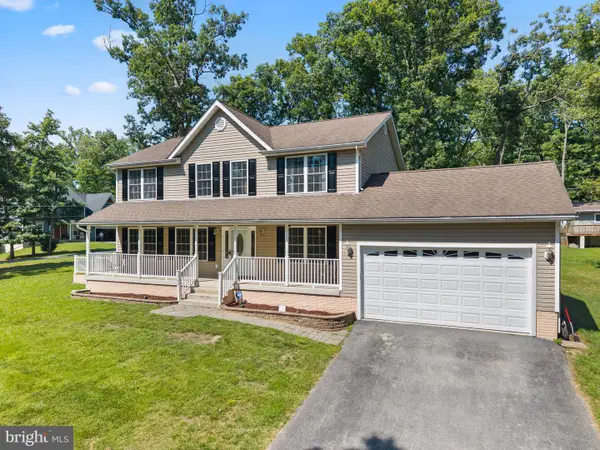 1702 Lakeside Dr, HARPERS FERRY, WV 25425