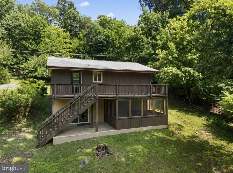 327 Cub Run Ln, Harpers Ferry, WV 25425 - #3