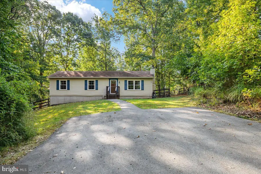 125 Shenandoah River Dr, Harpers Ferry, WV 25425 - #2