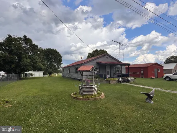 105 Marshall St, KEARNEYSVILLE, WV 25430