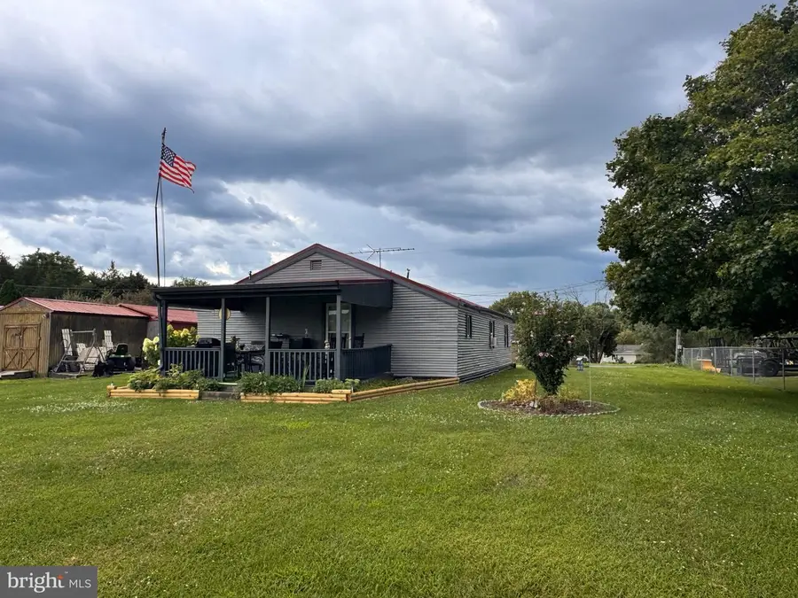 105 Marshall St, Kearneysville, WV 25430 - #2