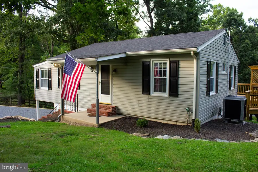 98 Greenwood Rd, Harpers Ferry, WV 25425 - #3