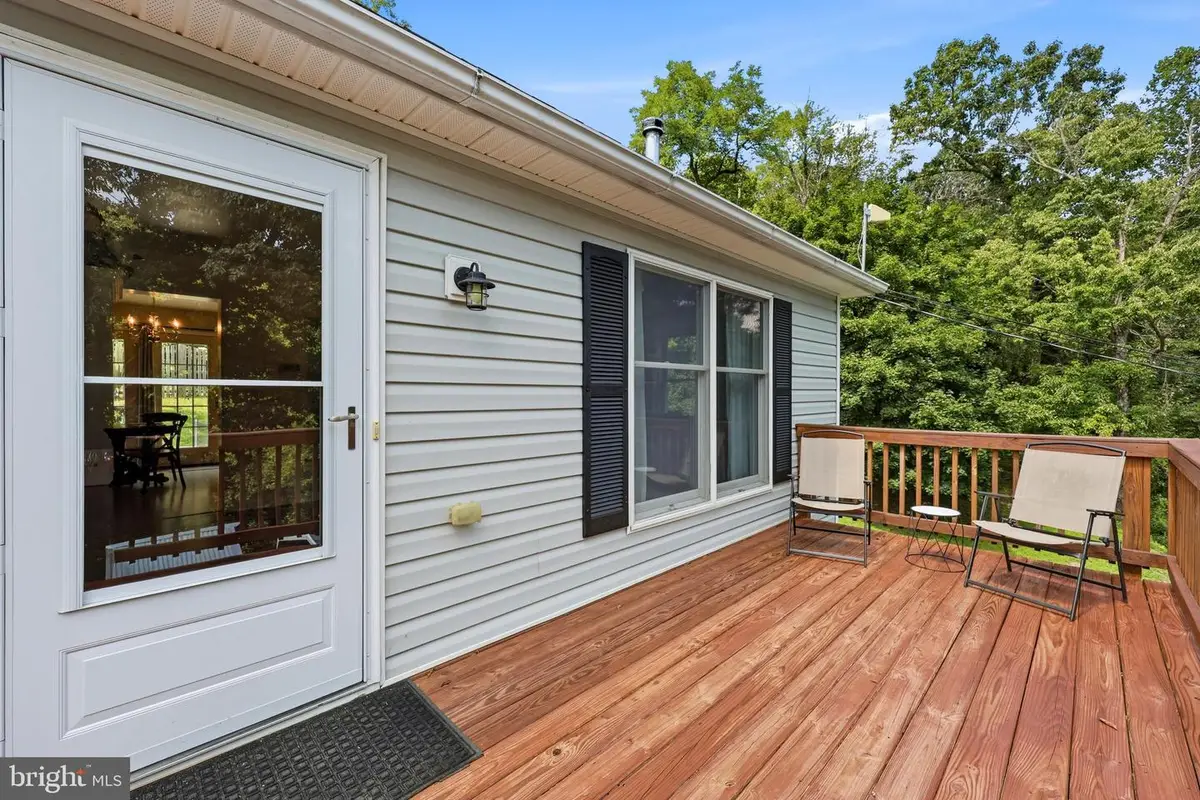 374 Columbia St, Harpers Ferry, WV 25425 - #1