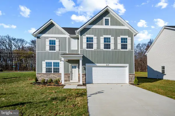 526 Buckeye Dr, SHENANDOAH JUNCTION, WV 25442